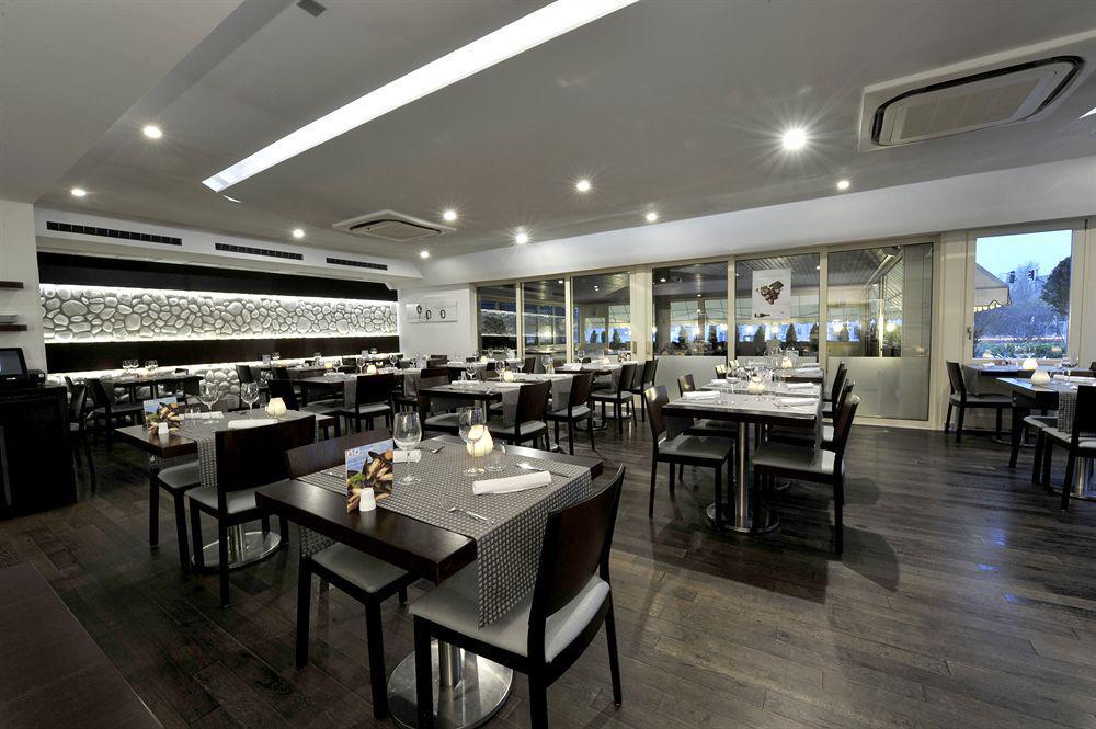 Bivius Hotel Restaurant Luxembourg Strassen Exterior photo